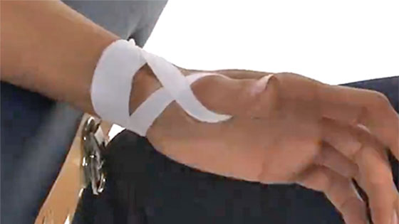 how to tape a thumb - support strips